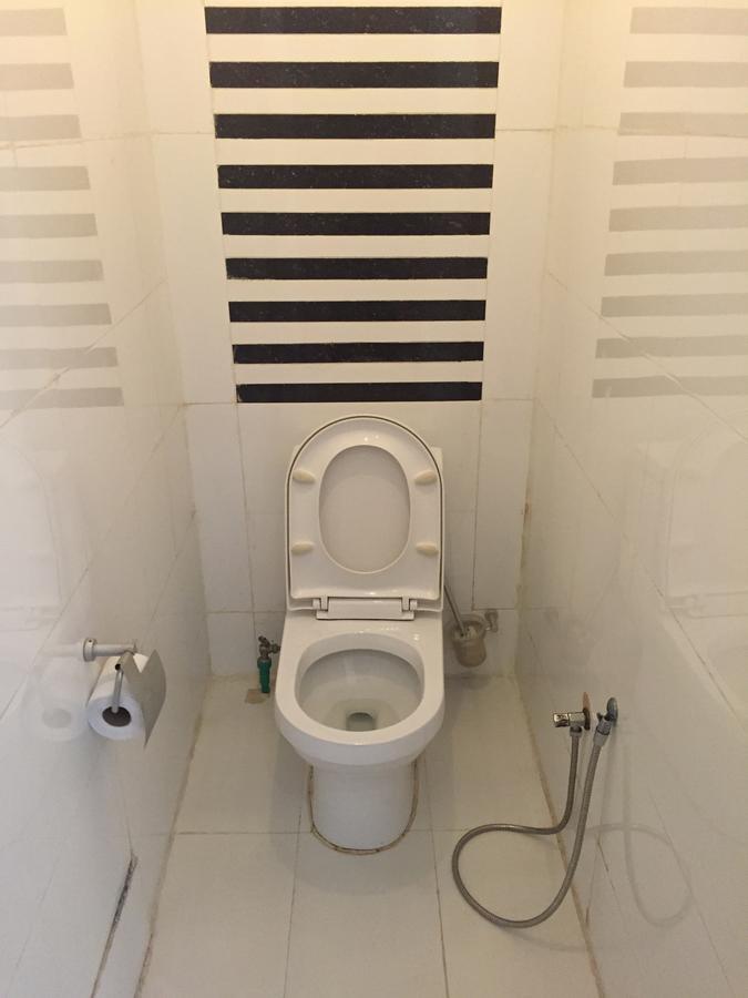 White Palace Hotel Ανταναναρίβο Εξωτερικό φωτογραφία